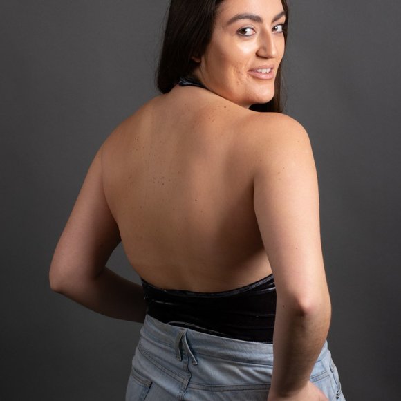 Charcoal Velvet Bodysuit by Forever 21 - Picture 8 of 11